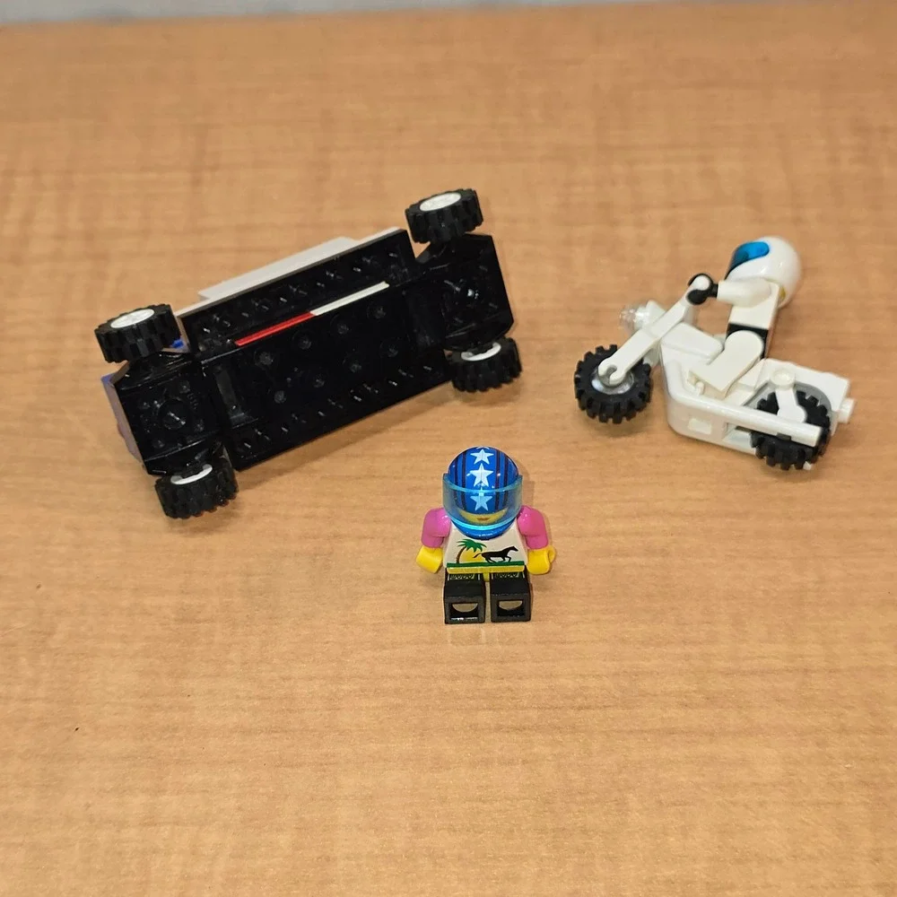 Lego Go Cart & Motorcycle Dirt Bike Motocross‎ Plus 2 people